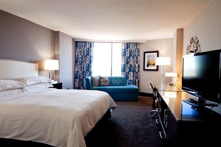 Room 16 of 44
