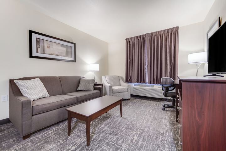 Room 18 of 40