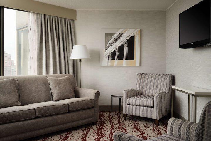 DoubleTree by Hilton Philadelphia Center City