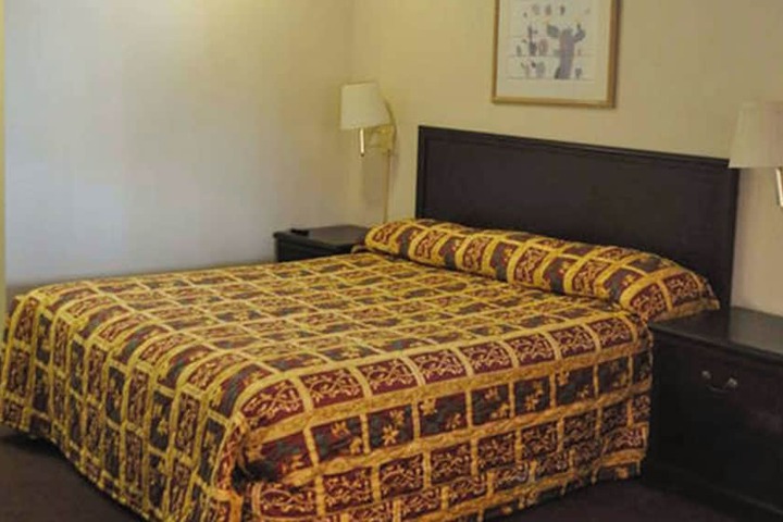 California Suites Motel