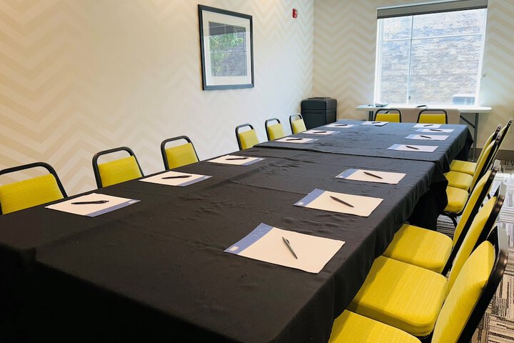 Holiday Inn Express & Suites Shippensburg by IHG