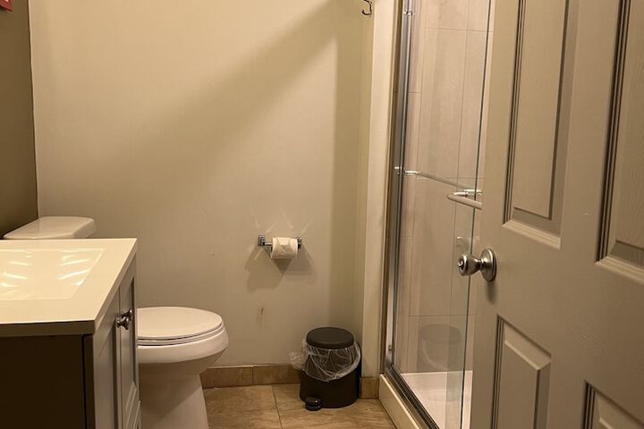 Room 16 of 62
