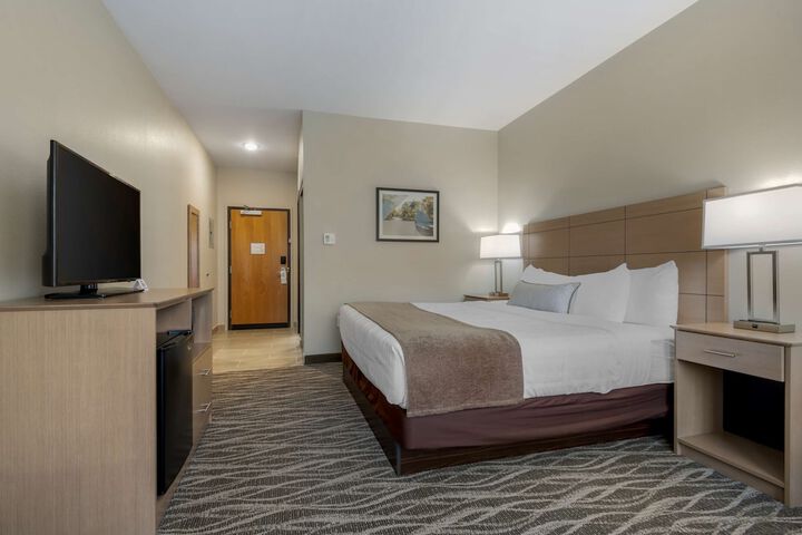 Room 37 of 43