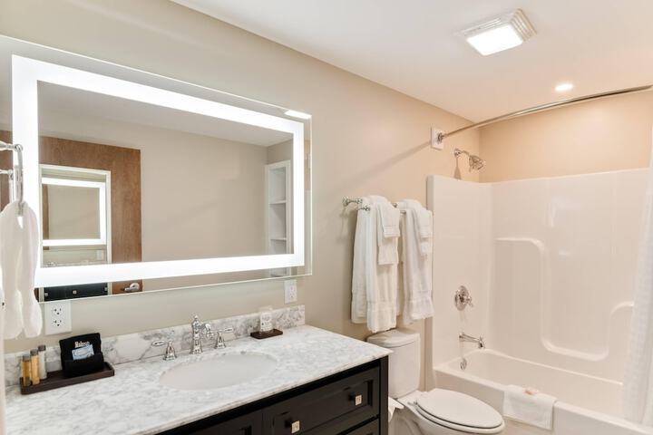 The Port Inn - Port St. Joe an Ascend Collection Hotel