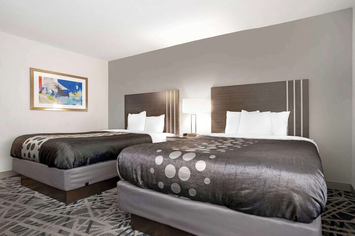 Room 18 of 31