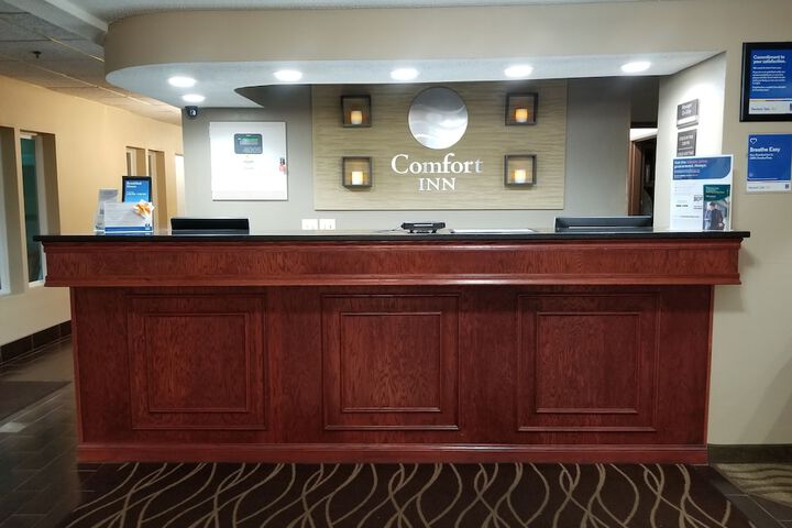 Hotel Interior 7 of 33