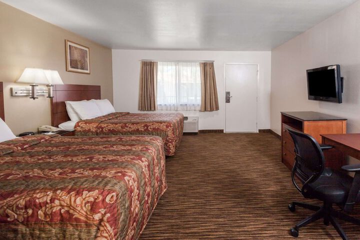 Room 15 of 20
