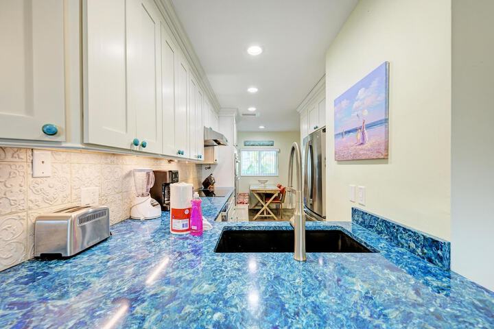 Anna Maria Island Beach Palms 5B