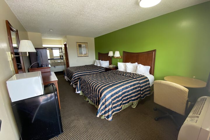 Room 4 of 35