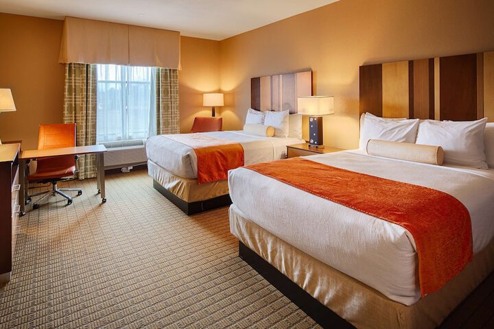 Best Western Plus Flatonia Inn