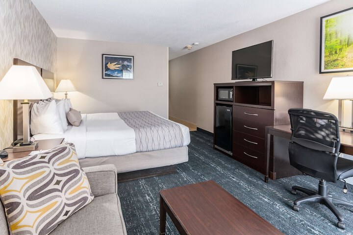 Room 15 of 24