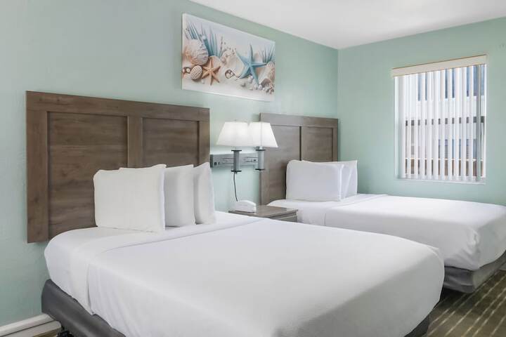 Room 14 of 23