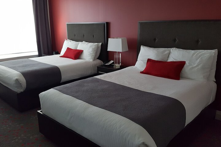 Room 35 of 60