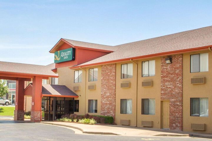 Quality Inn Broken Arrow - Tulsa
