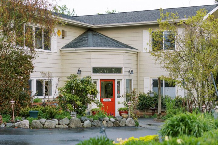 Trumpeter Inn