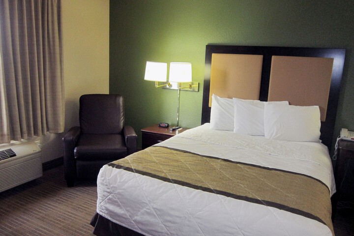 Studio 6 Suites Seattle Kent WA