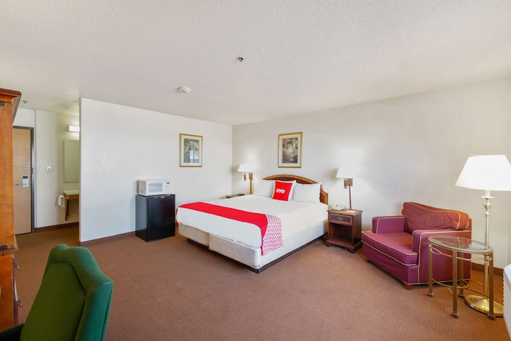 Room 22 of 48