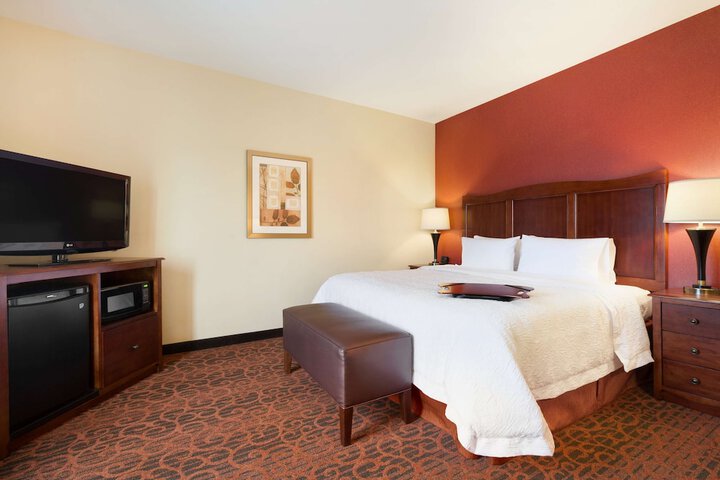 Room 14 of 38