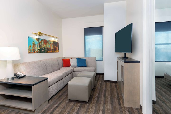 Room 35 of 58
