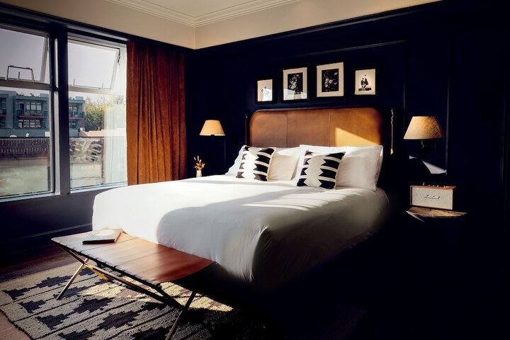 Room 22 of 40