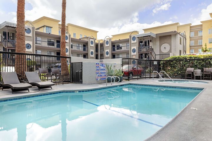 Pool 4 of 29