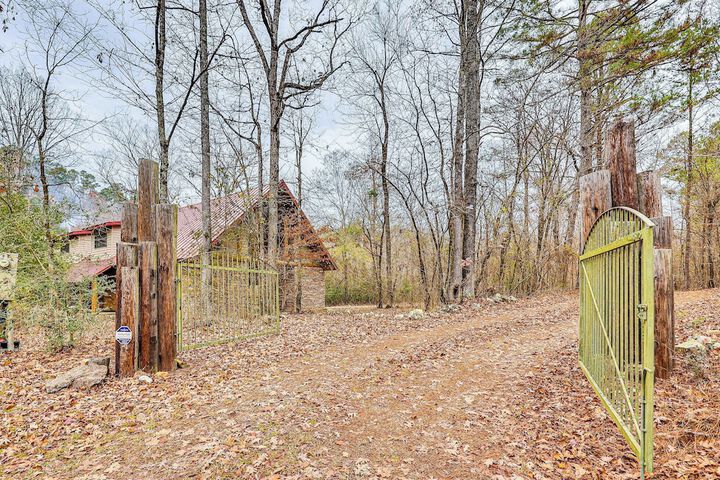Fish Boat & Hike: Pet-friendly Cabin in Arkansas
