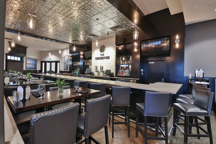 Crowne Plaza Providence-Warwick Airport by IHG