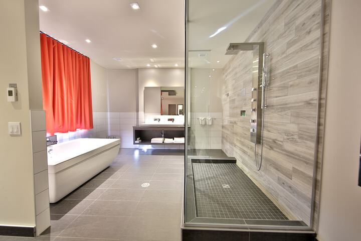 Room 20 of 34