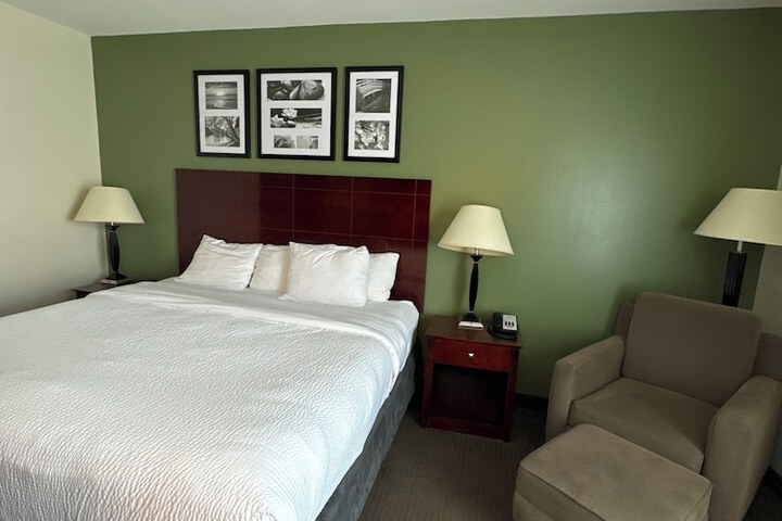 Sleep Inn & Suites Manchester near Arnold AFB