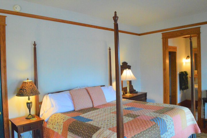 Roanoke Island Inn