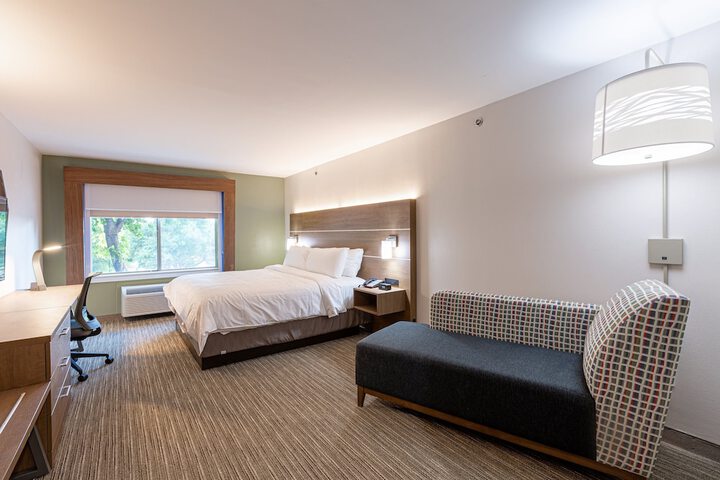 Room 36 of 53