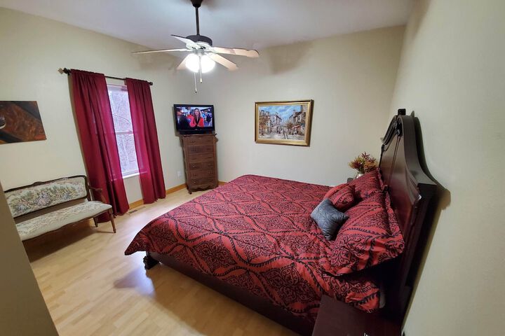 Room 13 of 25