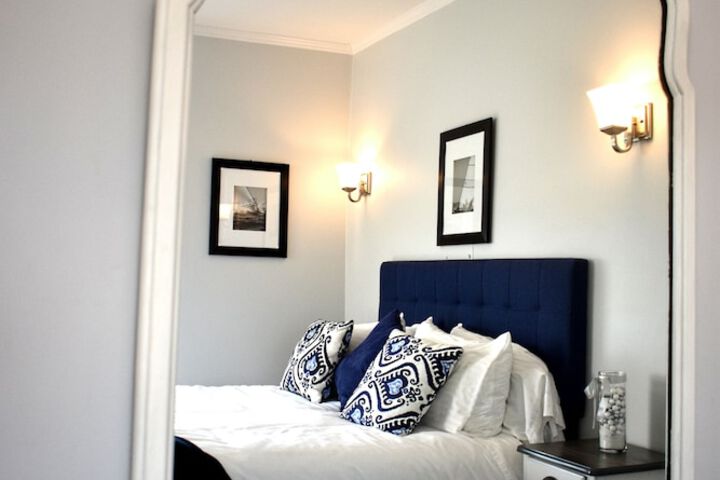 Room 73 of 183