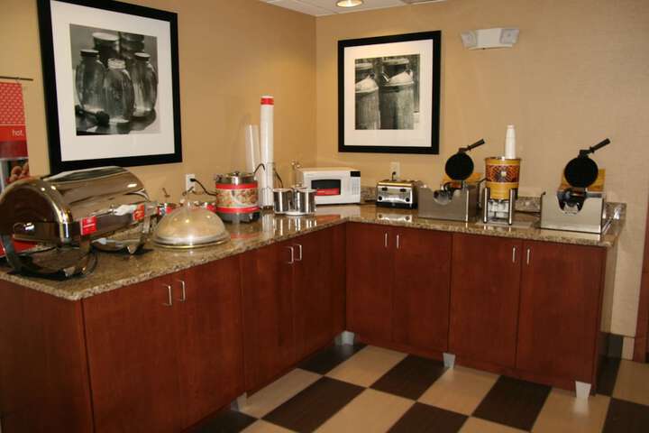 Hampton Inn Hillsville