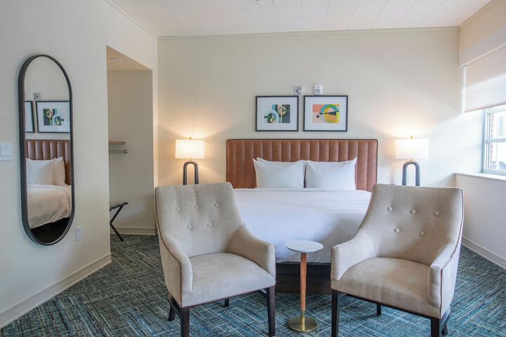 Room 15 of 41