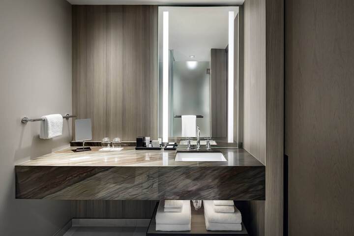 JW Marriott Edmonton ICE District