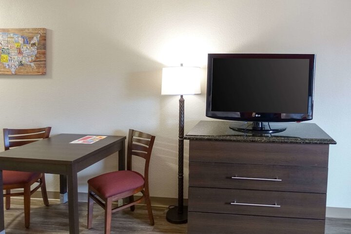 Room 17 of 31