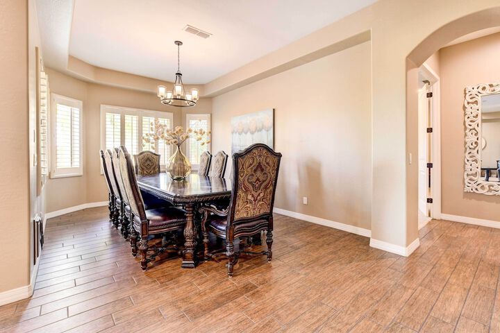 Pool BBQ & Bar: Family Home in Queen Creek