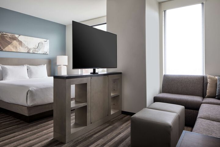 Room 19 of 36
