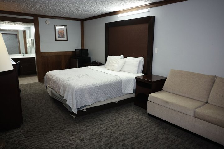 Room 16 of 31