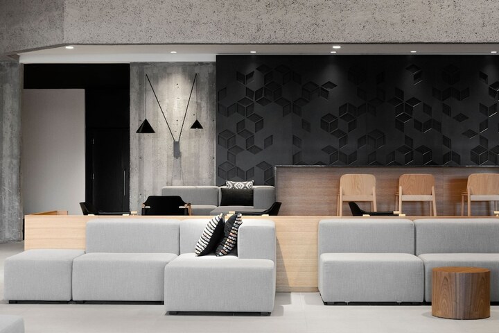 Hotel Interior 22 of 141