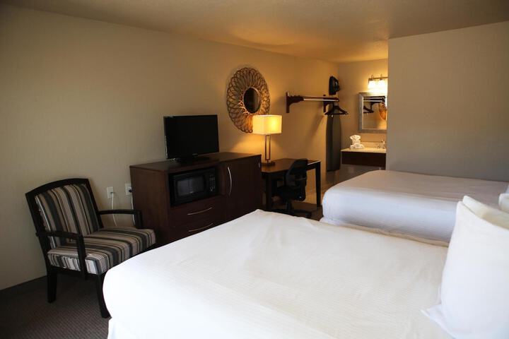 Room 11 of 30