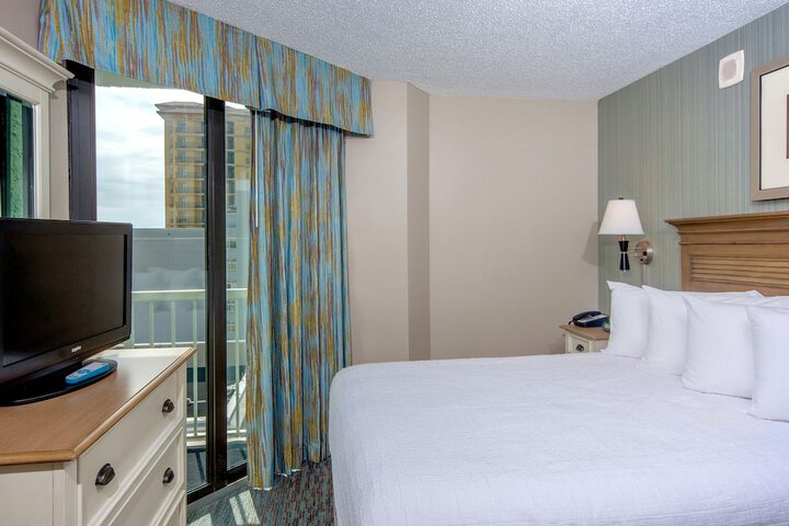 Room 41 of 66