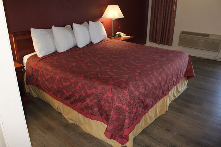 Room 20 of 25