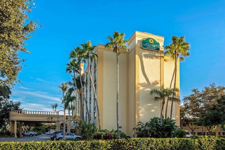 Hotel 5 of 40