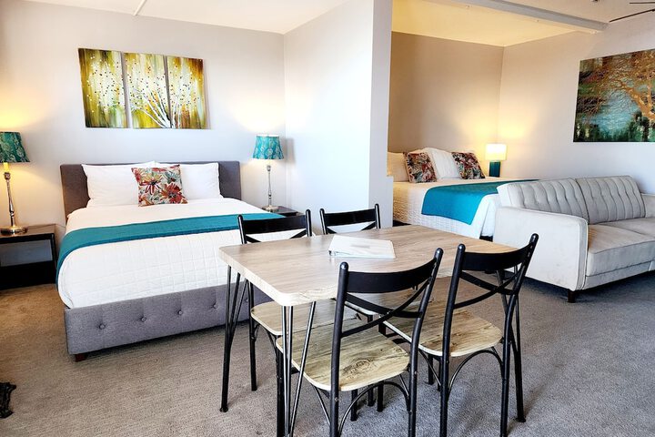 Room 42 of 59