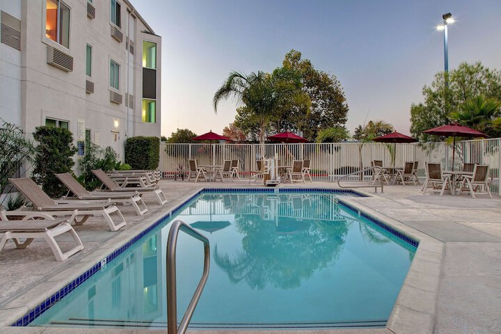 Pool 5 of 34