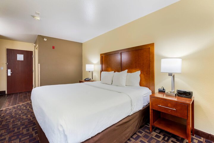 Comfort Inn & Suites North Aurora - Naperville
