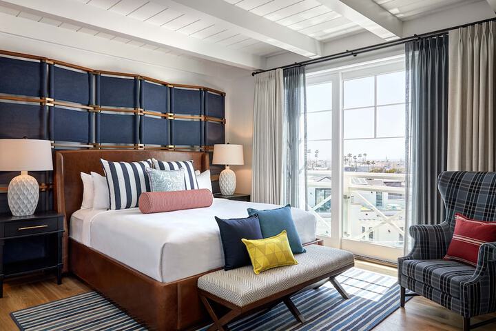 Lido House Autograph Collection