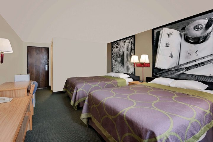 Room 15 of 18